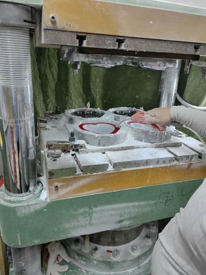 Van het het Ureumafgietsel van de voedselrang de Samenstellingspoeder C3H6N6 voor Vaatwerk