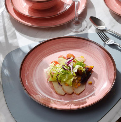 Melamine eetgerei voor 4 personen.