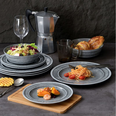Melamine eetgerei sets, borden en borden sets, 12pcs eetgerei sets voor 4 borden set voor kamperen binnen en buiten gebruik
