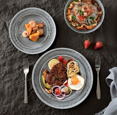 Melamine eetgerei sets, borden en borden sets, 12pcs eetgerei sets voor 4 borden set voor kamperen binnen en buiten gebruik