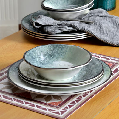 Groen 12 stuk Melamine eetgerei voor buitengebruik binnen