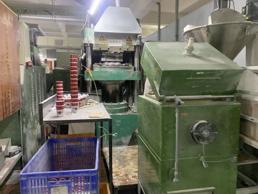 Automatische melamine-compressie gietmachine voor ureumrubber en melamine 450 ton