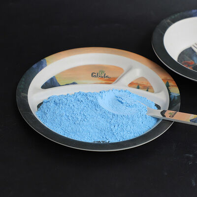 Niet-gevaarlijke stof Zuiver melaminepoeder met gevaarlijke polymerisatie treedt niet op Gebruikt bij de productie van coatings en lijmen